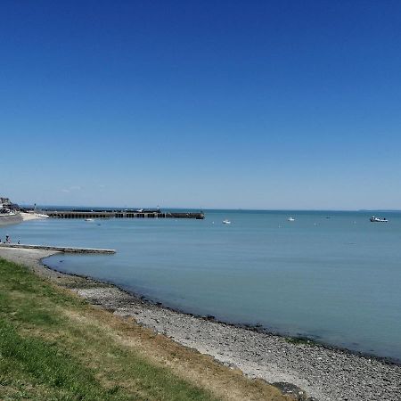 Gîte L'Escale Marine Cancale Extérieur photo