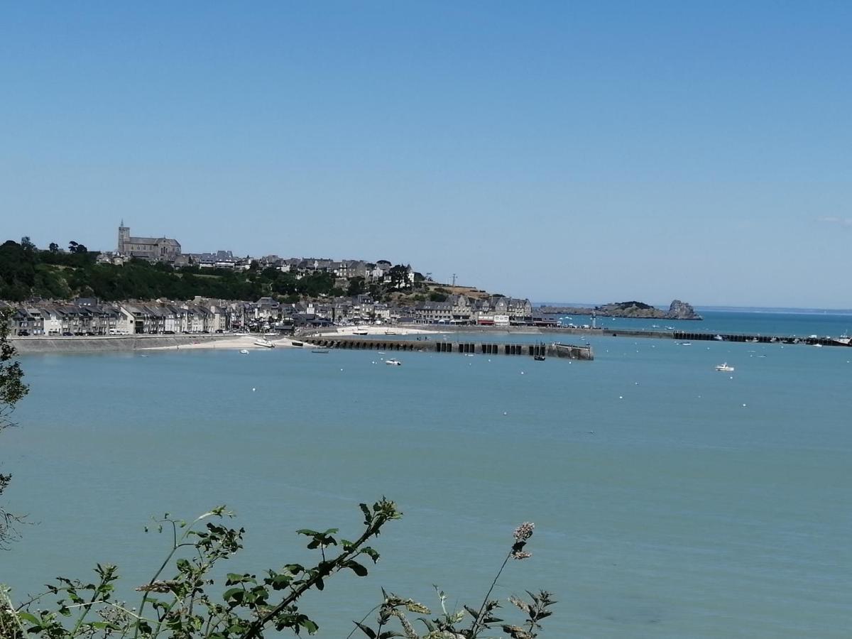 Gîte L'Escale Marine Cancale Extérieur photo